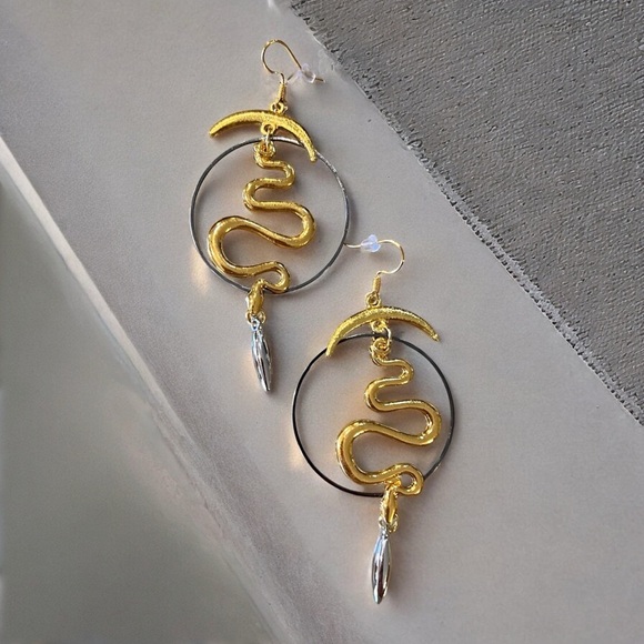 Chic Black, Gold, and Silver Toned Boho Snake Earrings Witchy - Picture 5 of 16
